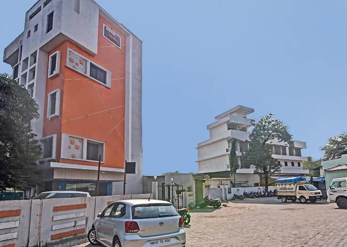 Townhouse 700 Hotel Krishna. Nagpur